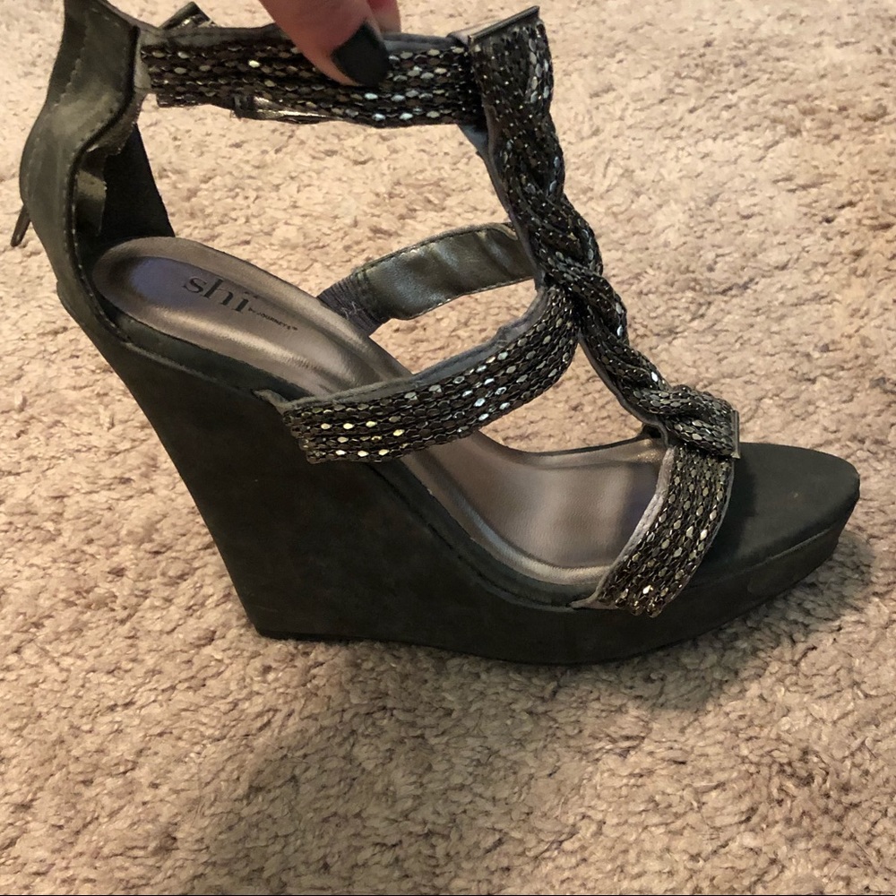 Silver Wedges